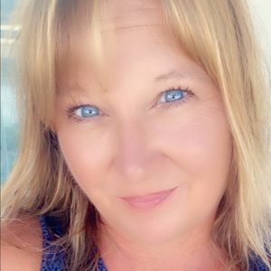 Meet your Posher, May